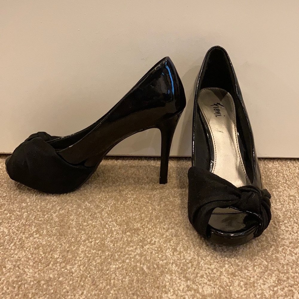 Fioni Black open toe heels